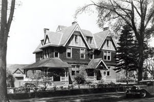 Deep River (Conn.) Public Library