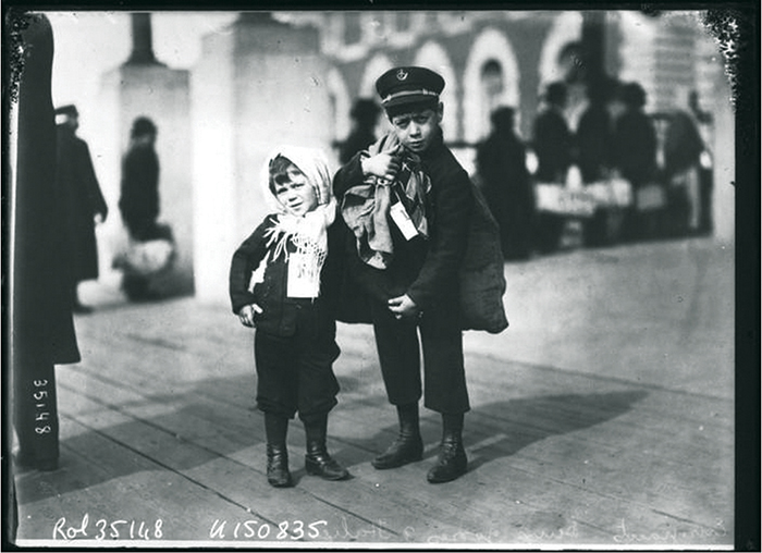 Yankee Doodle Dandy (Ellis the Elephant) – National Archives Store