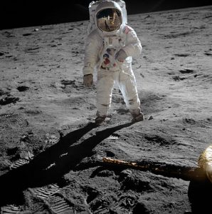 Astronaut Buzz Aldrin during the <em>Apollo 11</em> moonwalk.