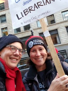 Hawthorne Elementary School librarian Lies Garner (left) and Coonley Elementary School Nora Wiltse picket during the recent CTU strike.