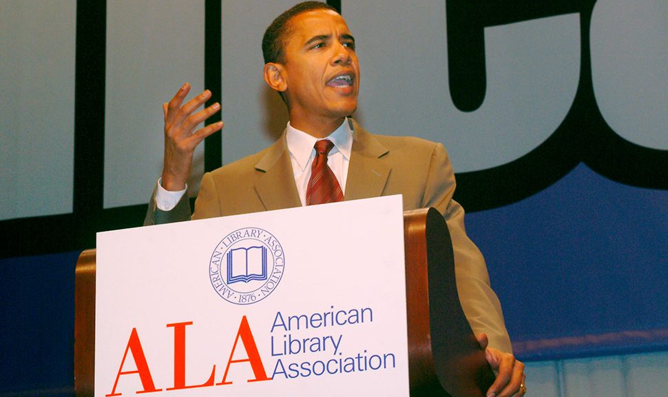 Sen. Barack Obama speaks at the 2005 ALA Annual Conference and Exhibition