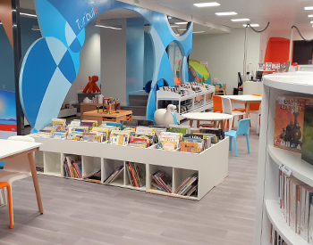 Photograph of a library and community center in Annemasse, France