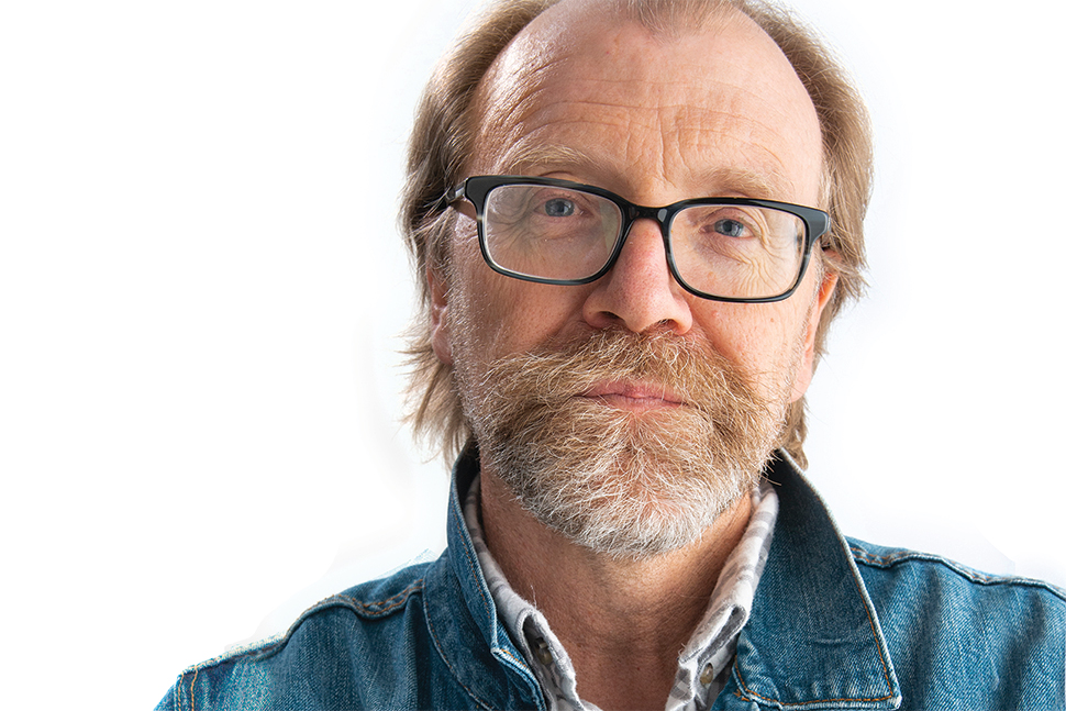 Photo of George Saunders by Zach Krahmer